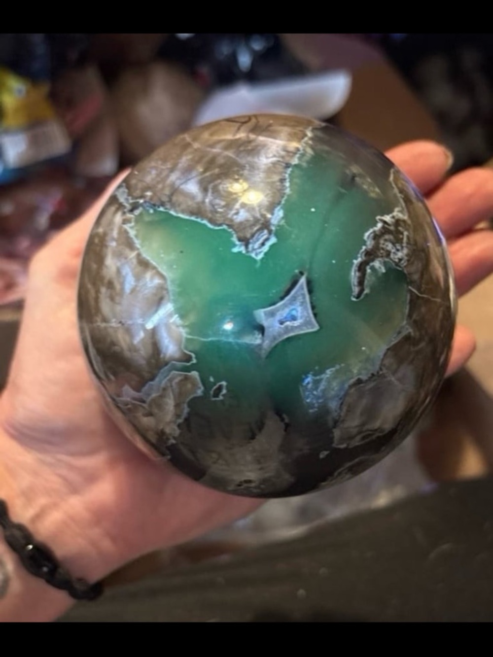 Volcano agate sphere - Picture 7 of 12